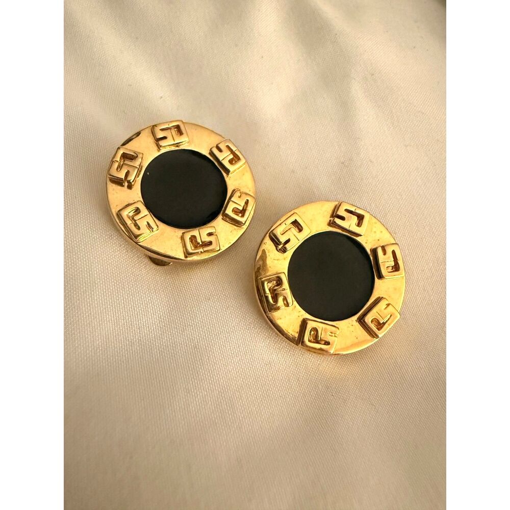 Vintage St. John SJ Round Clip-on Earrings